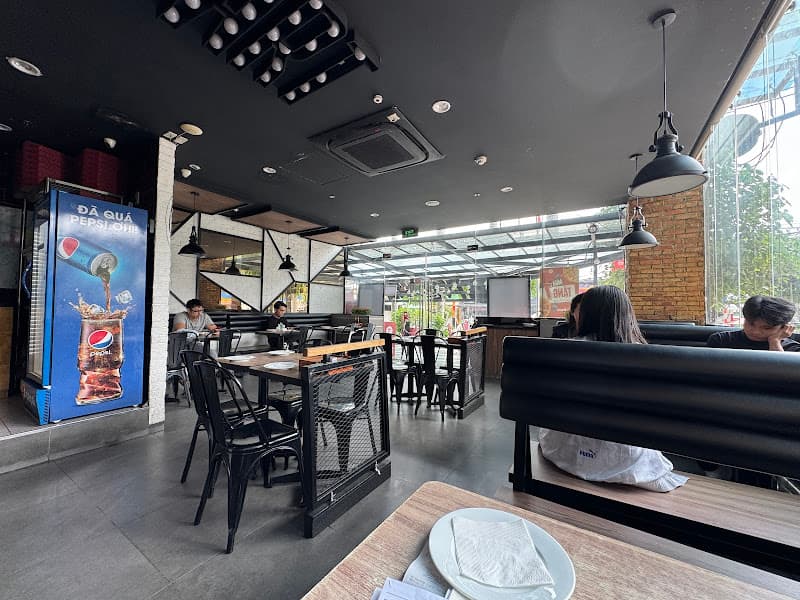 Pizza Hut Liberty Quận 7