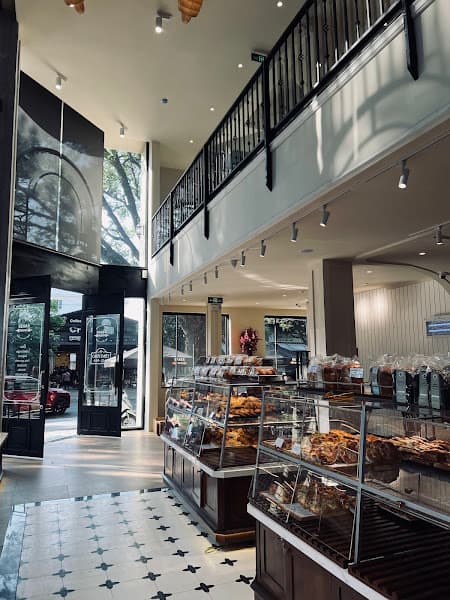 Hình ảnh Baker House Bakery & Coffee - 2