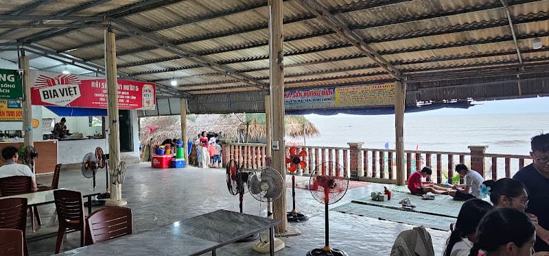 Nhà Hàng Hải Sản Dân Hường