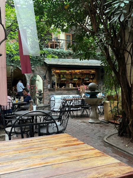 Hình ảnh Xofa Café & Bistro - 3