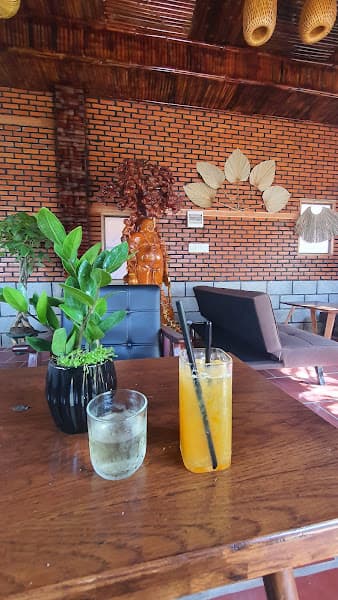 Hình ảnh Cà phê sân vườn Koi Coffee - 2