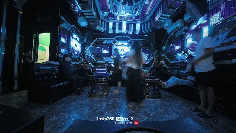 Hình ảnh Cầu Vồng Karaoke - 5