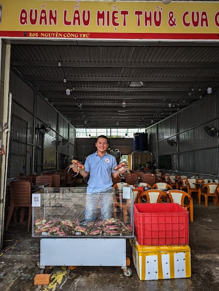 Cua Cà Mau Thuỳ Lâm & Các Loại Hải Sản