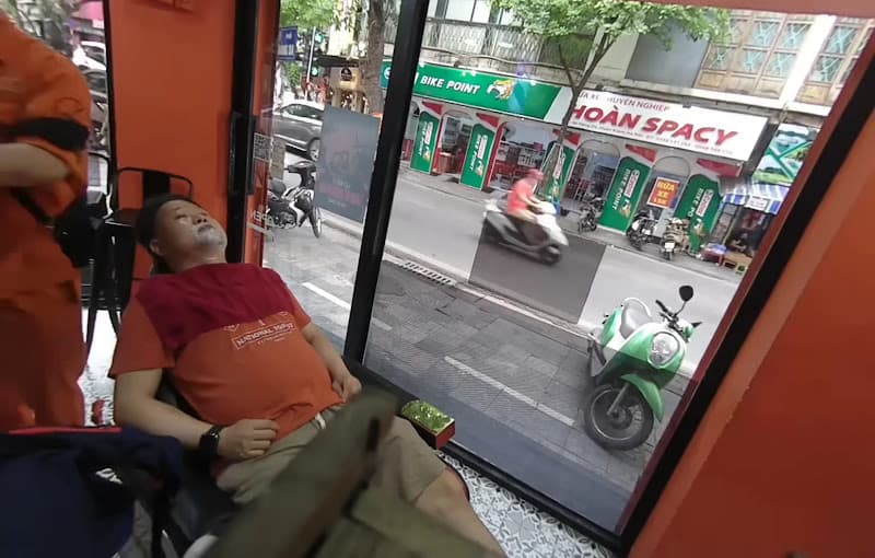 Hình ảnh Đông Tây Barbershop - 92 Hàng Bông - 4