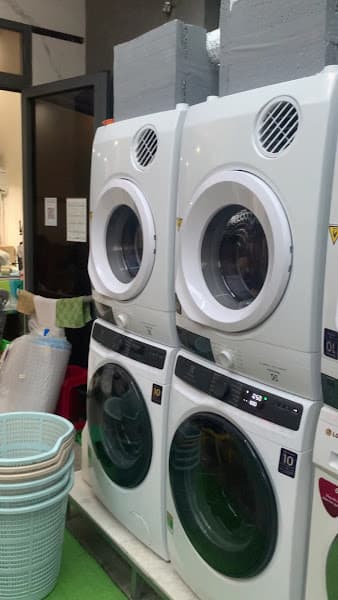 Hình ảnh Giặt Sấy Lấy Nhanh Lucky - Lucky Laundry - 3
