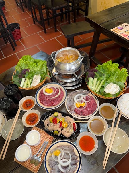 Hình ảnh Lẩu Bò Nhúng Giấm Hương Vị Xưa - Pong quán - Nguyễn Gia Trí - 4