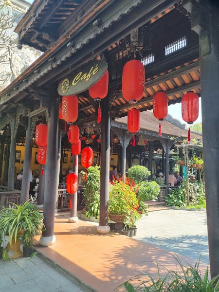 Nhà Hàng Nam Giao Hoài Cổ