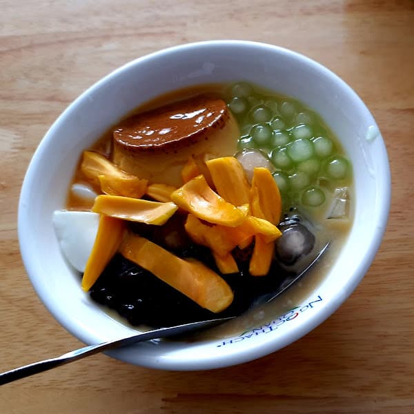 Ngọc Thạch Quán