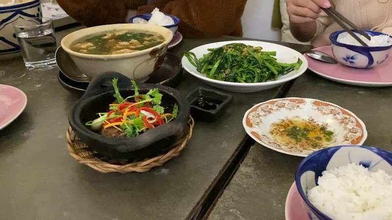 Hình ảnh Nôm Nôm Restaurant & Cafe - 3