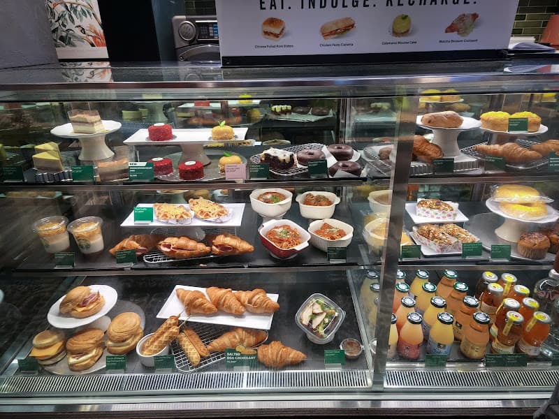 Hình ảnh Starbucks Nguyễn Huệ - 4