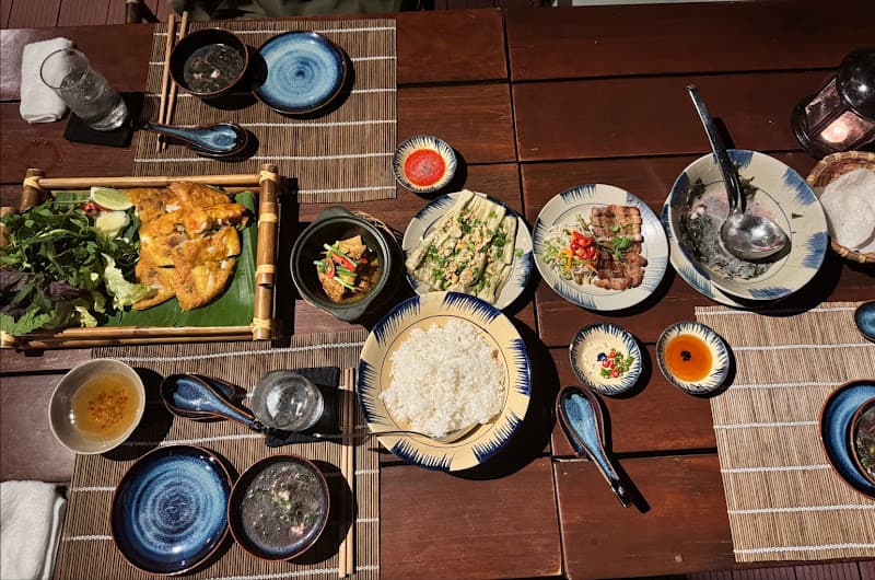 Hình ảnh Nhà hàng Làng Việt - 3