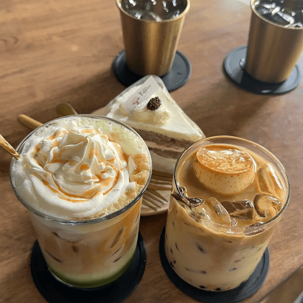 Hình ảnh Tiffins Desserts and Coffee - 4