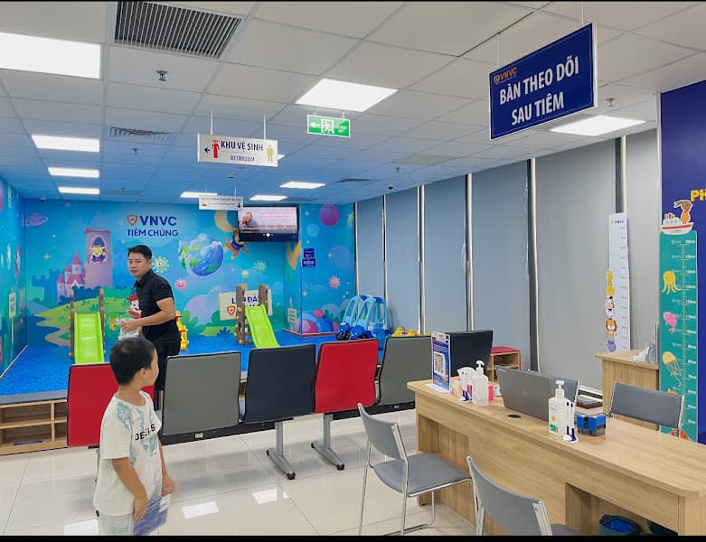 Hình ảnh Trung tâm tiêm chủng VNVC Lê Văn Thiêm - 3