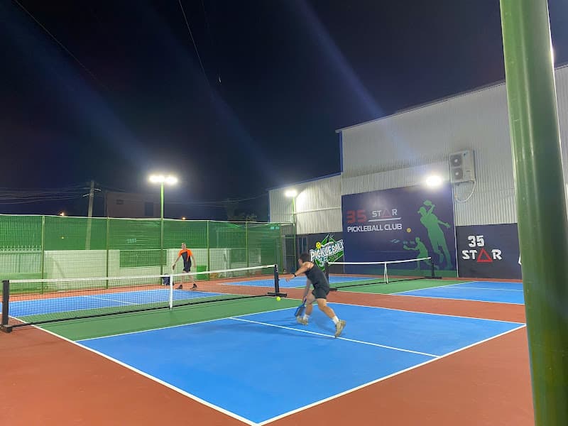 35 Star Billiard Club & Pickleball Club