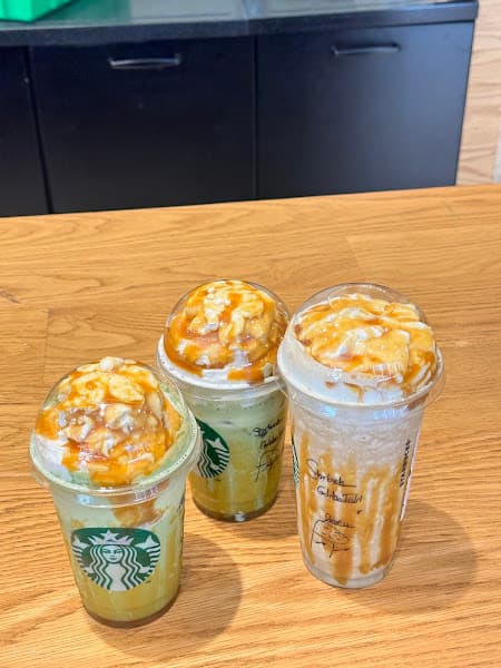 Hình ảnh Starbucks Royal City - 4