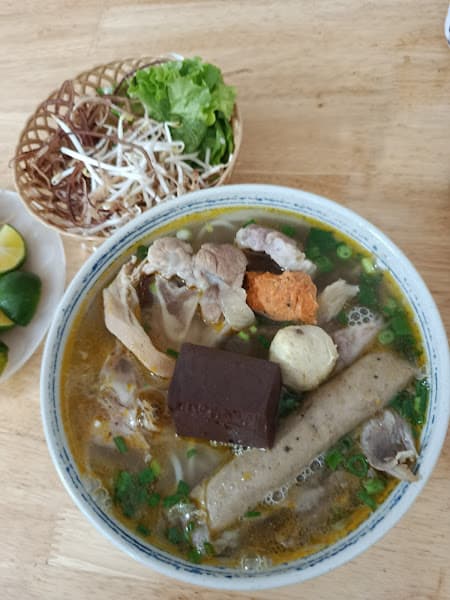 Hình ảnh Bún bò huế Thái Dương - 2