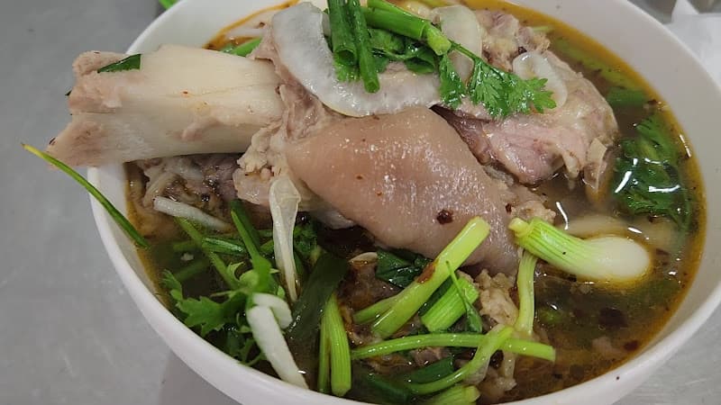 Hình ảnh Quán Bún Bò Giò Heo Bà Mô - 4