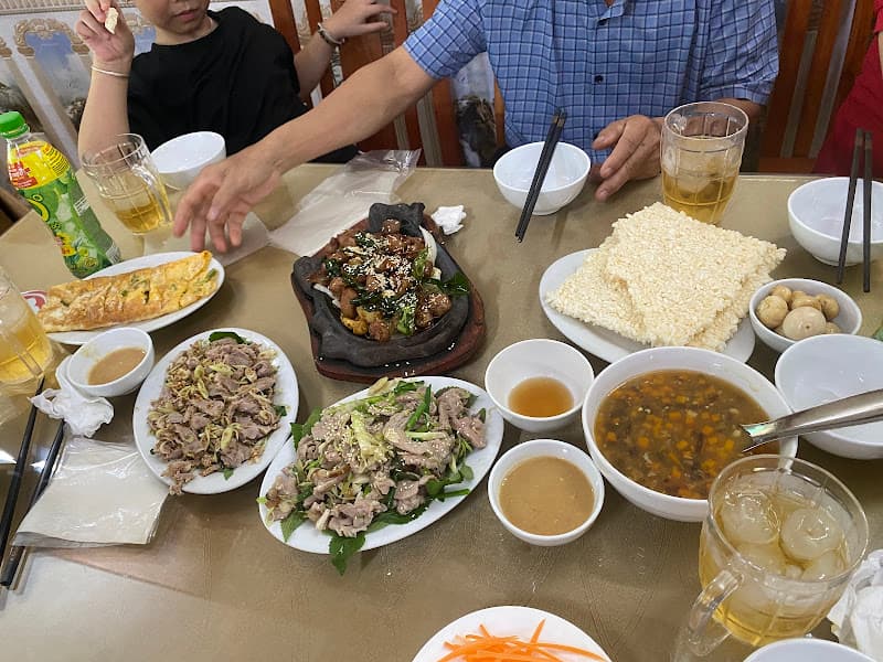 Hình ảnh Nhà Hàng Tuyết Thảo/Thịt Dê-Cơm Cháy-Gà Đồi - 2