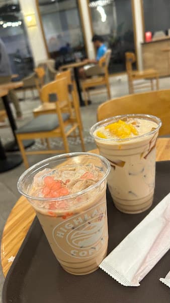 Hình ảnh Highlands Coffee Phan Huy Ích 2 - Tân Bình - 4