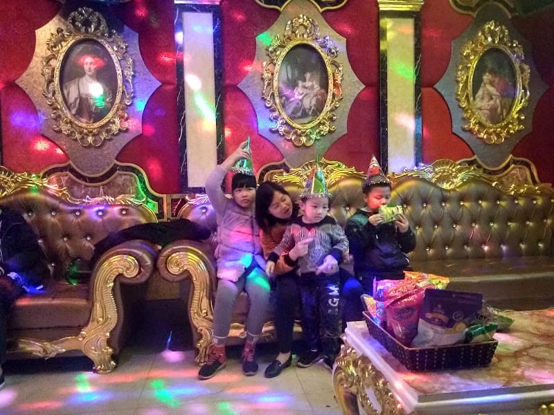 Ảnh bìa Sunrise Karaoke