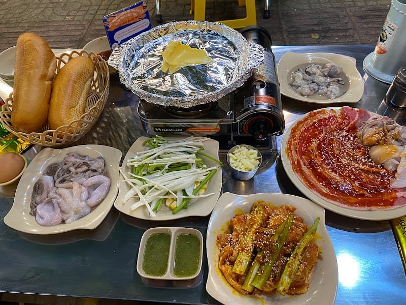 Hình ảnh Bò sốt hàu, lẩu nướng Corgi - 4