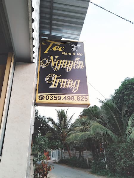 Tiệm tóc Nguyễn Trung