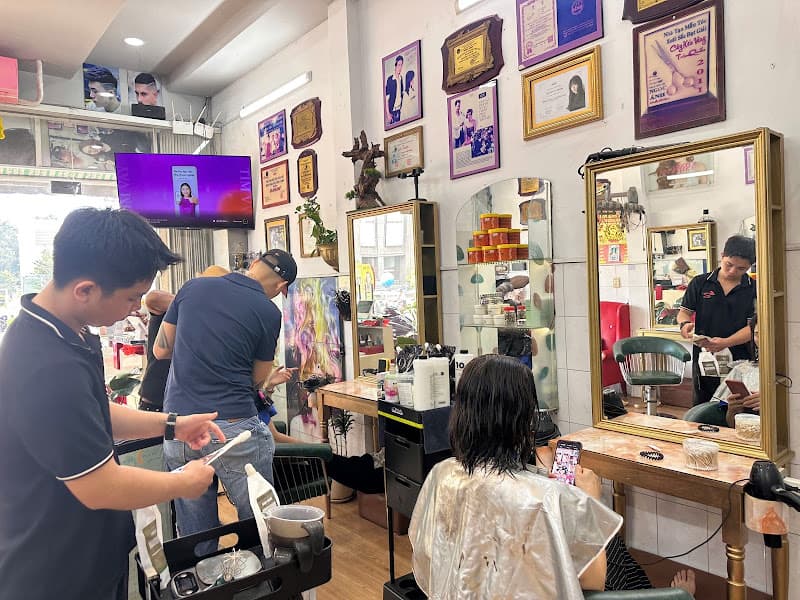 Hình ảnh Thành Mano - Hair Salon Tóc Nam & Nữ Long Thành - 2
