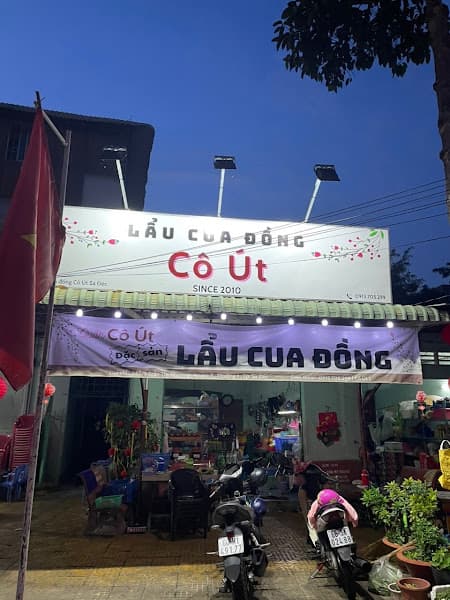 Lẩu cua đồng Cô Út Sa Đéc
