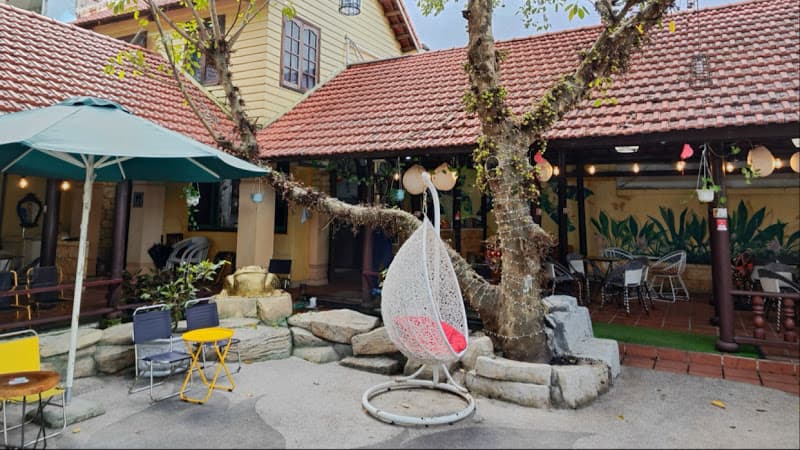 Hình ảnh Win House coffee - Cafe sân vườn - Trà sữa - 2