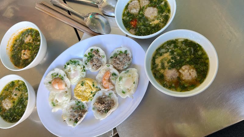 Ảnh bìa Bánh căn Đà Lạt