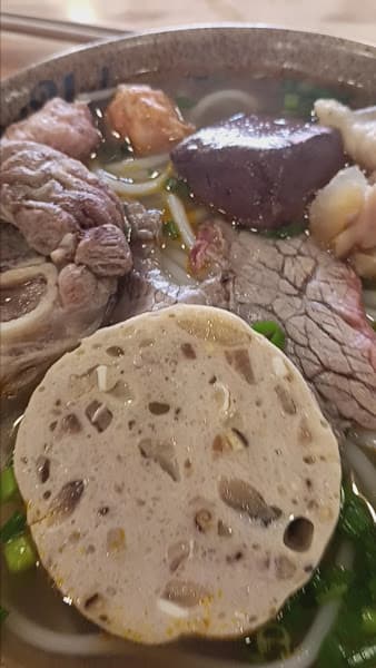 Hình ảnh BÚN BÒ HUẾ NGỰ UYỂN - 9