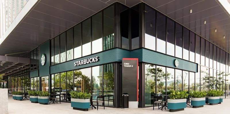 Starbucks Cobi