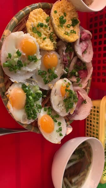 Hình ảnh Bánh căn 37 - 2