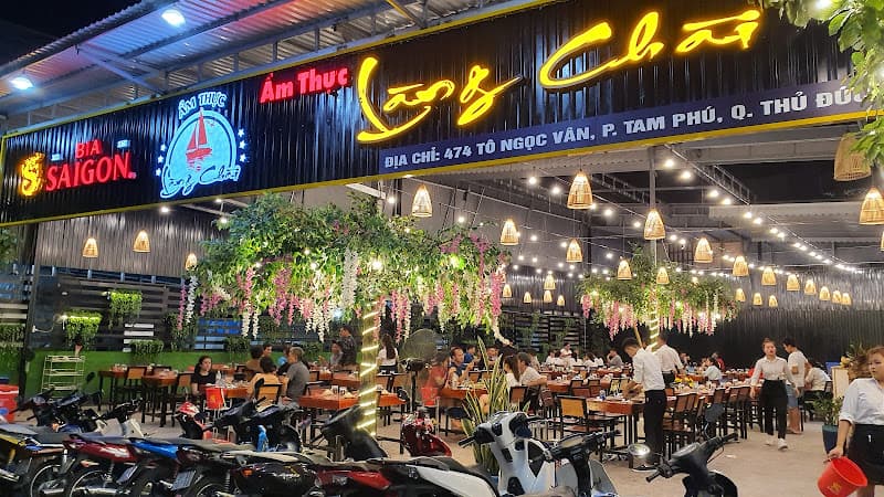 Ẩm thực Làng Chài