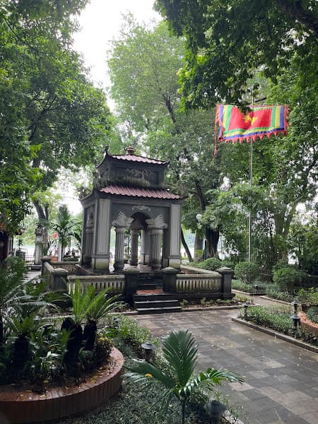 Đền thờ Vua Lê Thái Tổ