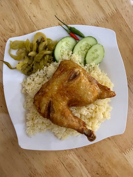Hình ảnh Cơm gà xối mỡ Hà Trần 2 - 2