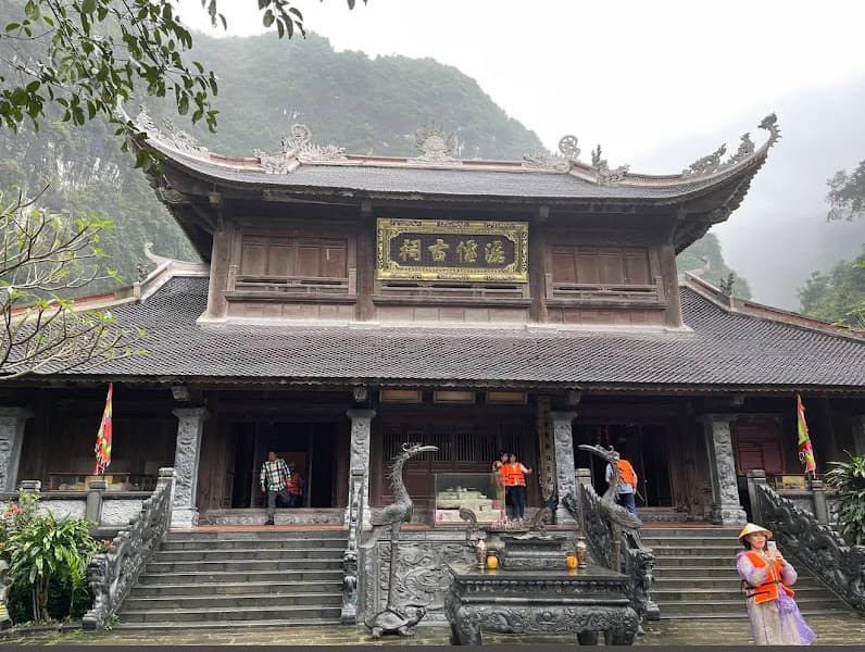 Ảnh bìa Đền Trình