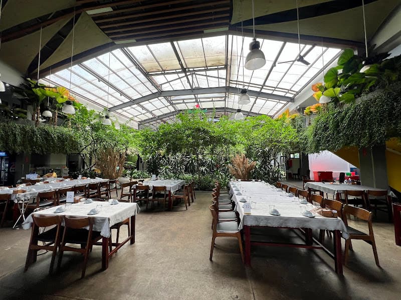 Hình ảnh Hạnh Nhung Luxury - 3