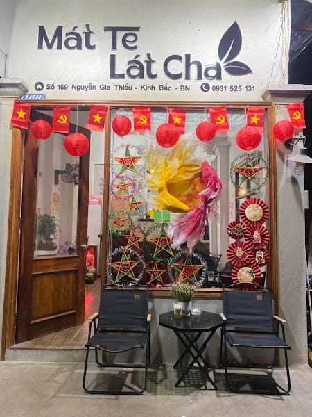 Mát Te Lát Cha Coffee