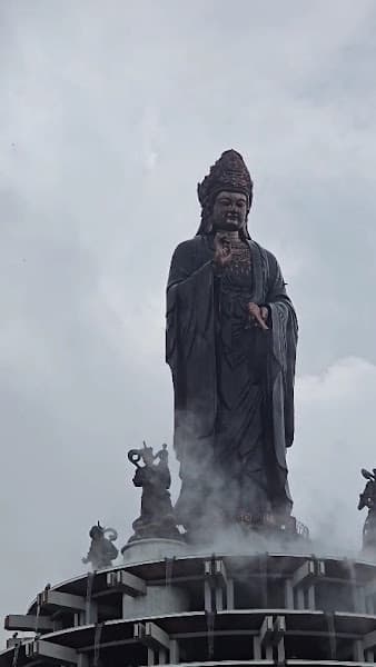 Hình ảnh Cổng chào Khu di tích Lịch sử - Văn hóa - Danh thắng Núi Bà Đen - 4