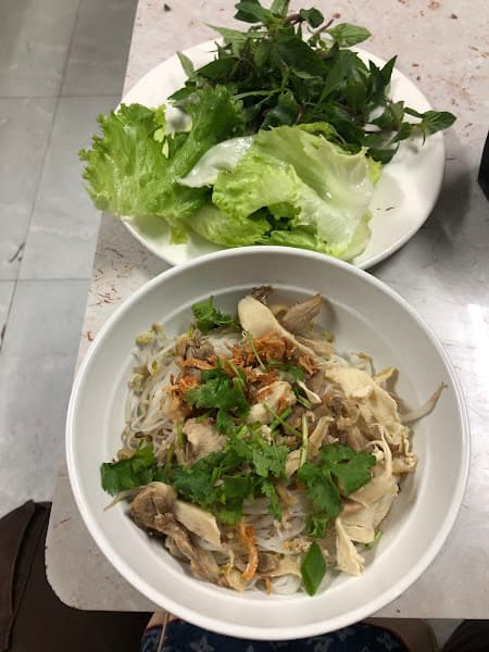 Hình ảnh Tiệm Ăn nhà Rốt -Phở Khô 2 Tô - 6