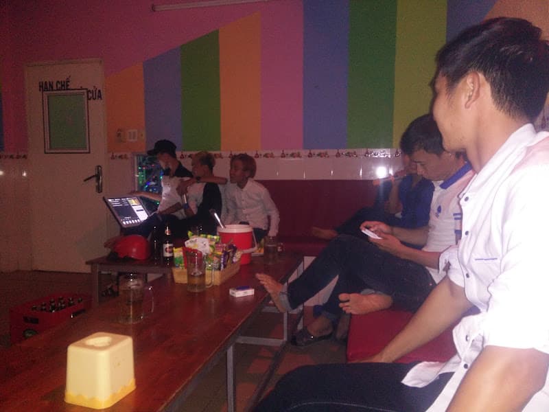 Hình ảnh Karaoke Gia Hưng - 3