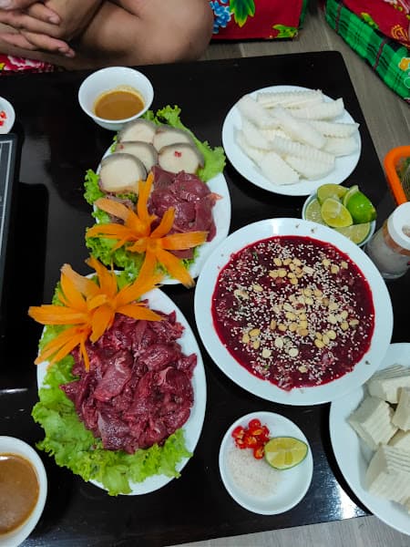 Hình ảnh Nhà hàng Hoa Tới - Ngựa Đủ Món - 10