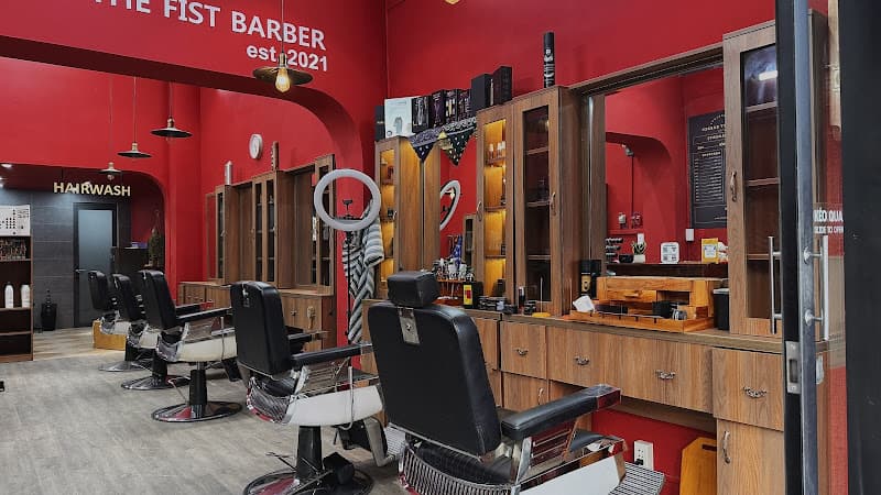 Hình ảnh TheFist Barber Gò Vấp - Chuyên Cắt Tóc Nam Đẹp Chất - 6