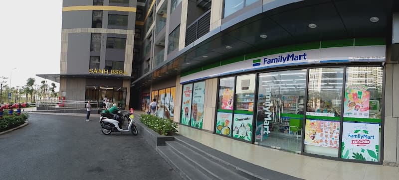 Ảnh bìa FamilyMart BS8 - TROPICAL