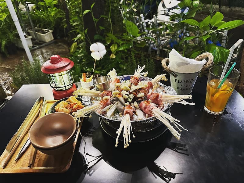 Hình ảnh Lẩu Nướng Nhà Xìn - 2