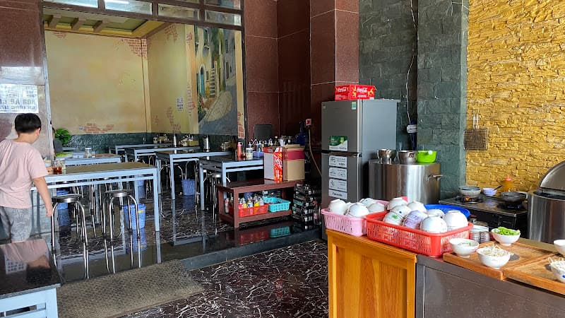 Phở Bò, Bún Bò, Đặc Biệt Thố Đá