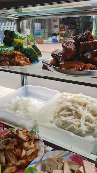 Ảnh bìa Cô Út Bánh Ướt