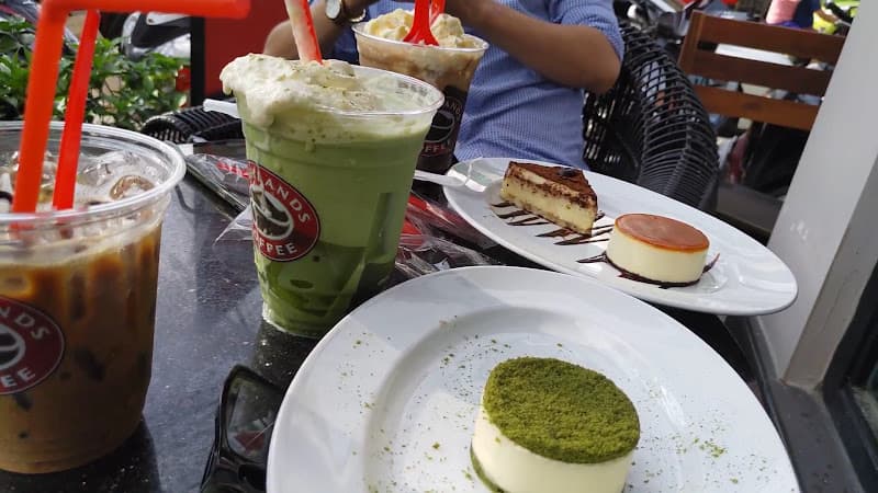 Hình ảnh Highlands Coffee Long Thành - 4