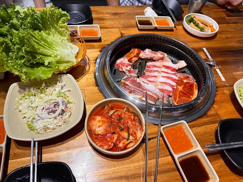 Hình ảnh Buffet Nướng & Lẩu Hàn Quốc DeaGun 83 Rùa Vàng Thái Nguyên - 2